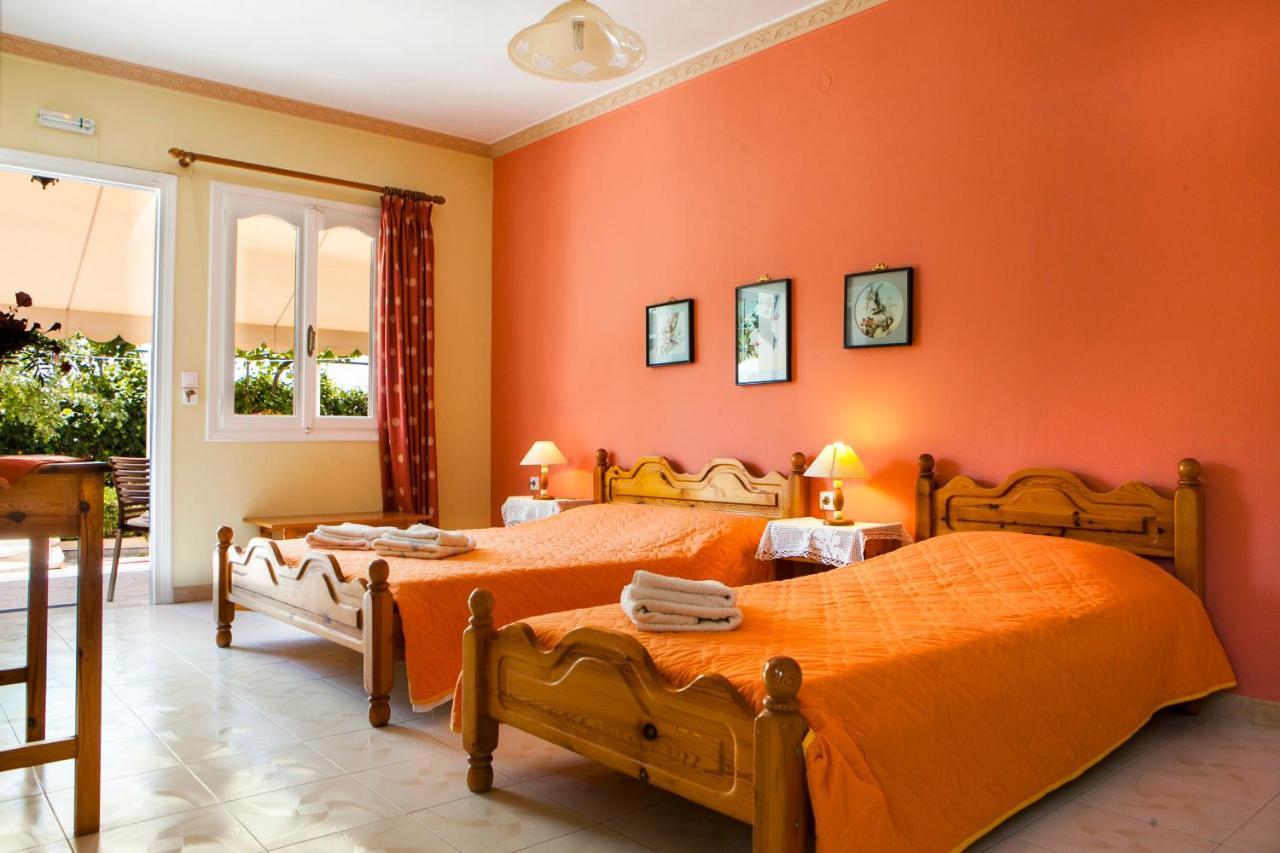 Tzivras Villa & Apartments 拉瑟 客房 照片