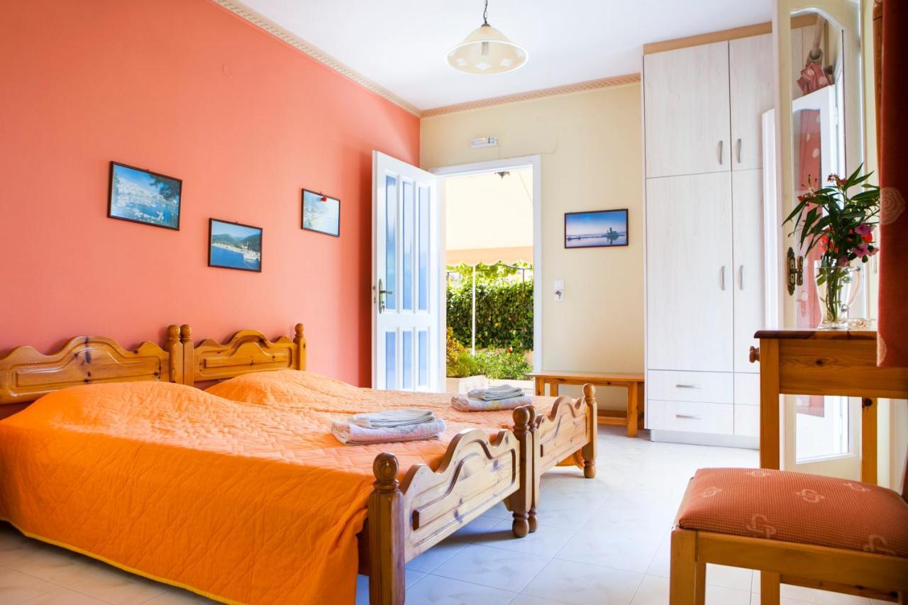 Tzivras Villa & Apartments 拉瑟 客房 照片