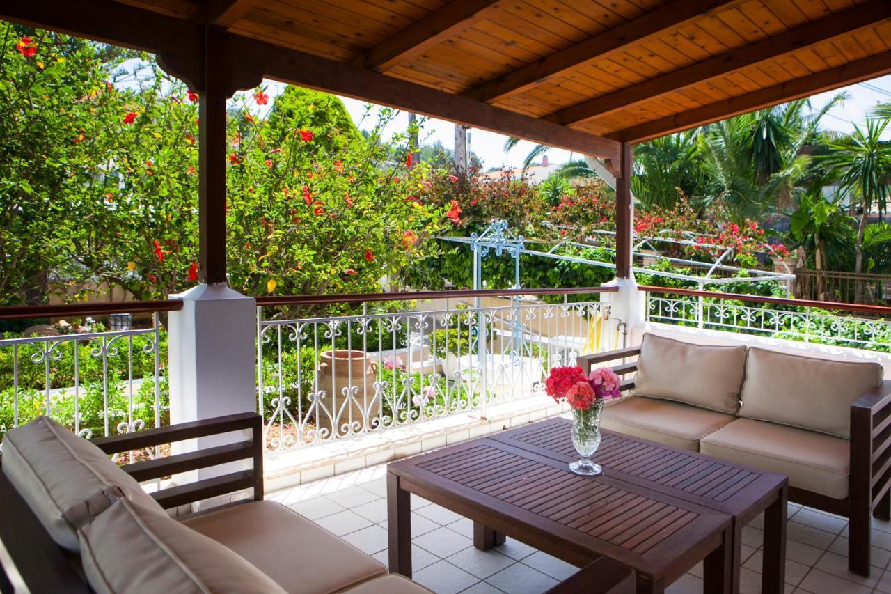 Tzivras Villa & Apartments 拉瑟 外观 照片