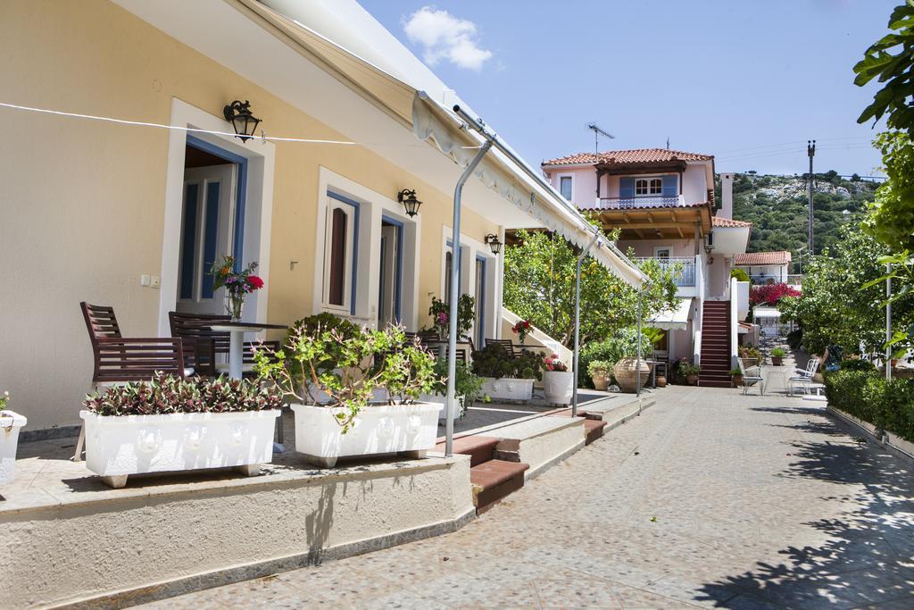 Tzivras Villa & Apartments 拉瑟 外观 照片