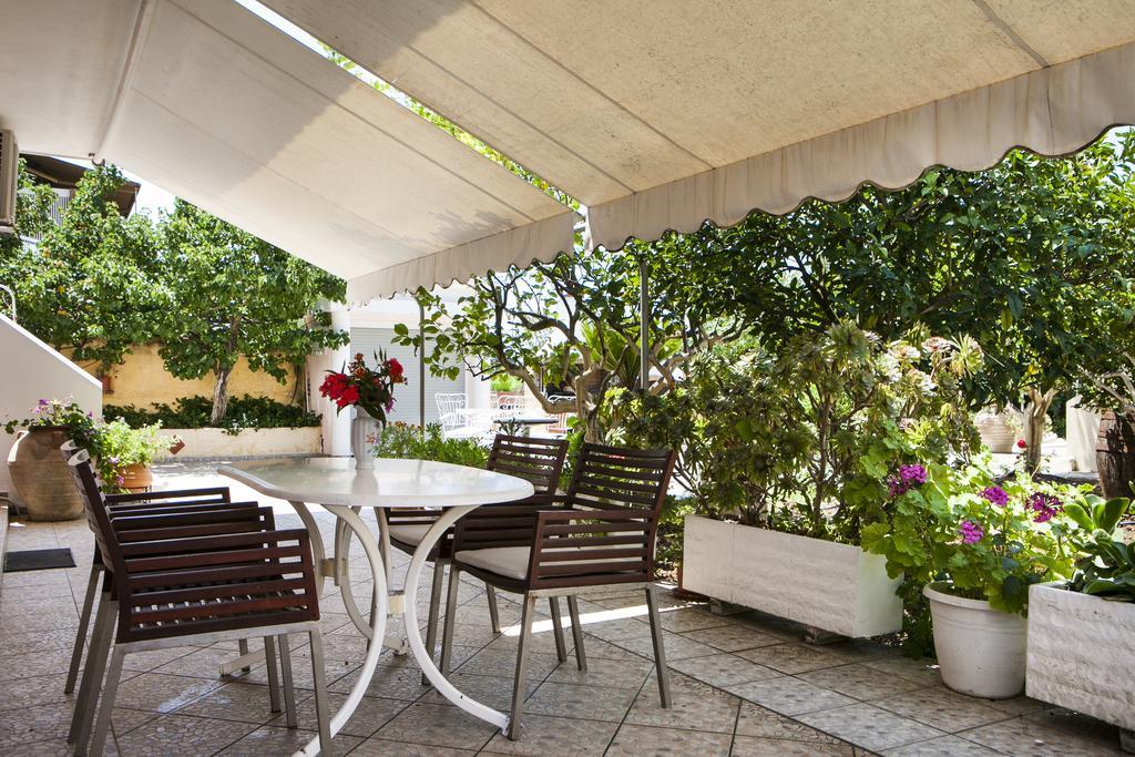 Tzivras Villa & Apartments 拉瑟 外观 照片